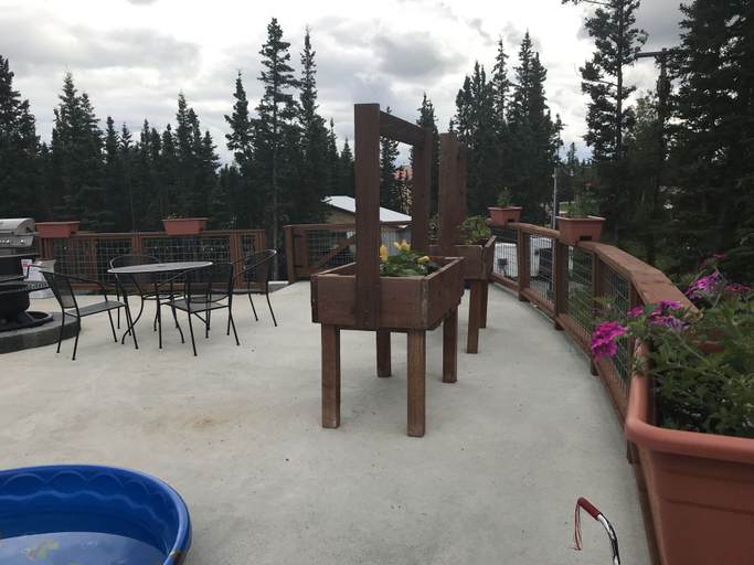 Food & Drinks, Delta Dome Home Basement Apartment, Southeast Fairbanks