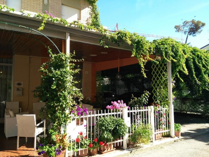 Exterior & Views 2, Hotel Simon, Rimini