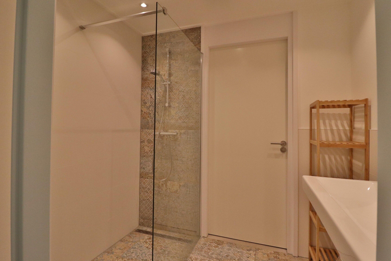 Bathroom 3, Waterfront Apartment With Balcony, Wûnseradiel