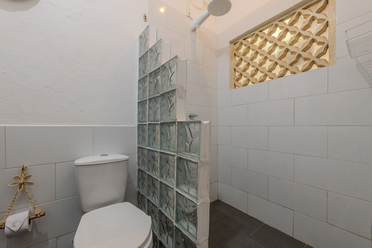 Bathroom 3, Casa Moraira, Cartagena de Indias