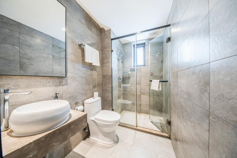 Bathroom 3, Hanting Hotel Beijing Tuanjiehu, Beijing