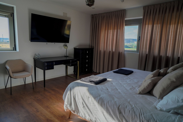 Room 5, Santiurde Suites, Valladolid