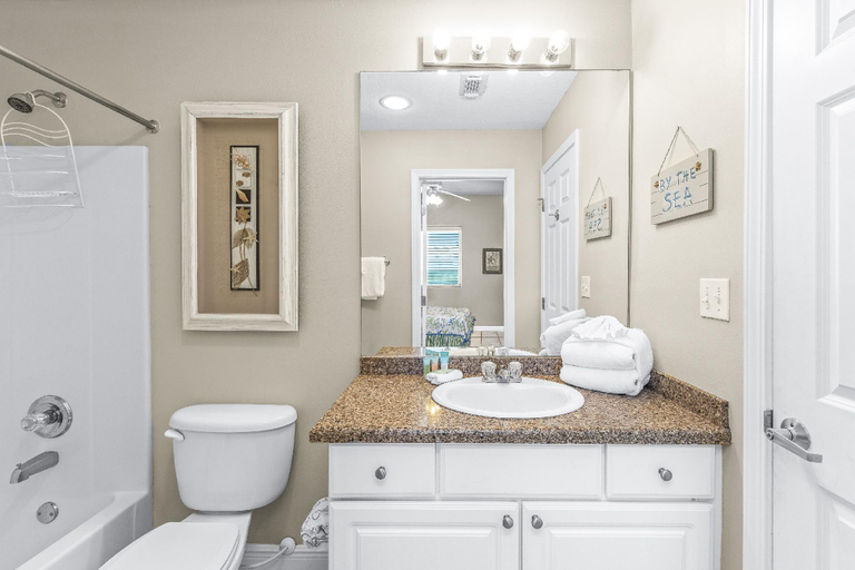 Bathroom 4, San Carlos Unit 607, Baldwin