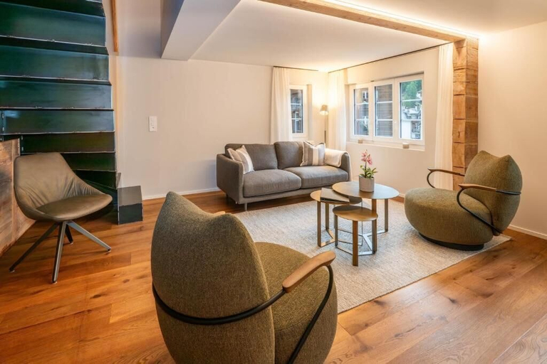 Living area 2, Haus Kirchplatz - The Maisonnette, Visp