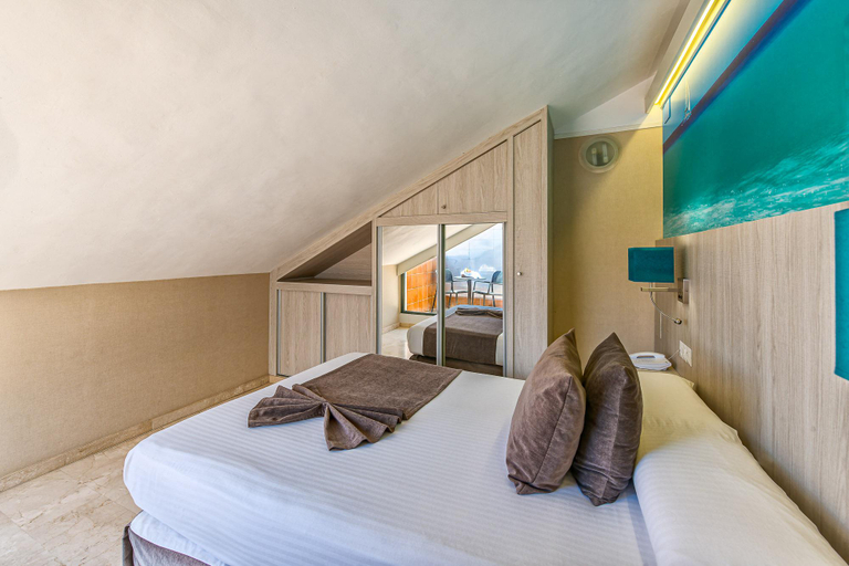 Bedroom 3, Benalmadena Palace Spa, Málaga
