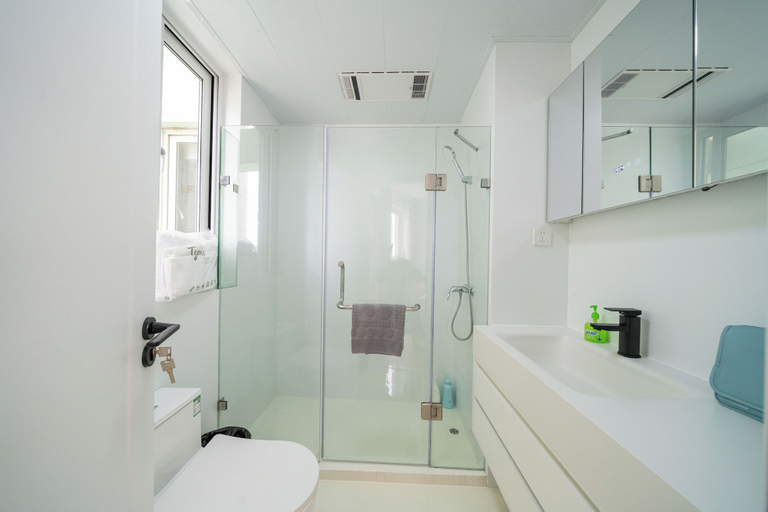 Bathroom 3, Tyms 2BR 2BA APT Xujiahui Huijing Garden, Shanghai
