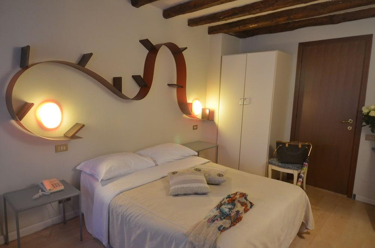 Bedroom 2, Piccolo Tiepolo, Venezia
