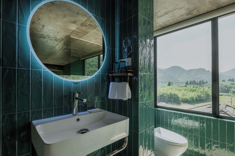 Bathroom 3, Mogan Mountain Dibeli-in the fields, Huzhou