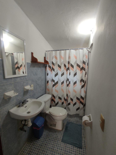 Bathroom 2, Hotel Papaya Surf, Dist. Pochutla