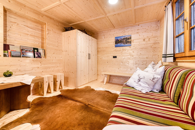 Room 2, Alp H tte Bregenzerwald, Bregenz