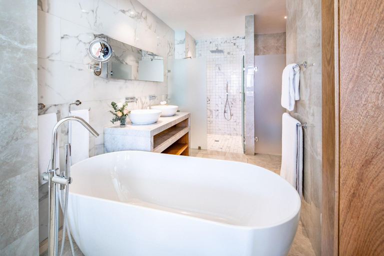 Bathroom 5, Sanctuary Cap Cana, Salvaleon de Higuey