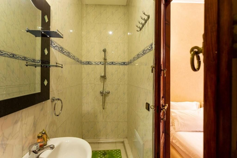 Bathroom 4, Riad Aymane, Marrakech