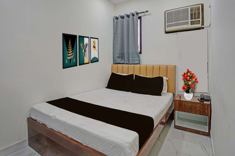 Room 4, Collection O Dalhousie Square Kolkata, Kolkata