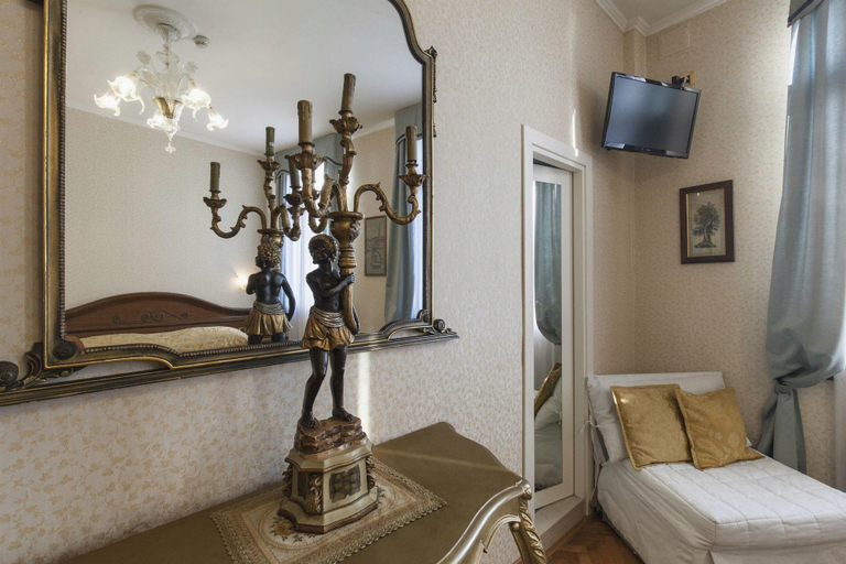 Bedroom 3, Hotel Riviera, Venezia