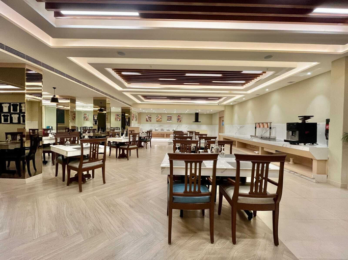 Dining 3, Hotel Le Jardin, Erode