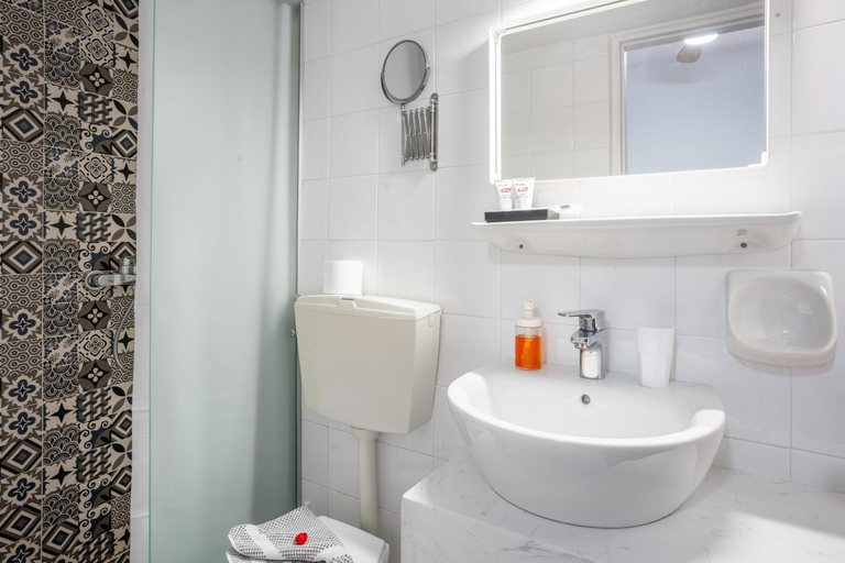 Bathroom 5, malia boutique studios, Crete