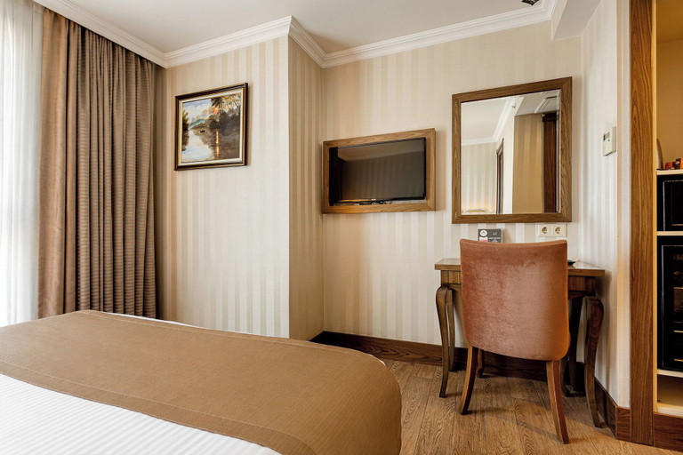 Bedroom 3, The Central Hotel, Fatih
