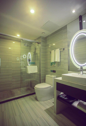 Bathroom 3, Xana Hotelle Zhoushan Putuo Zhujiajian Branch, Zhoushan