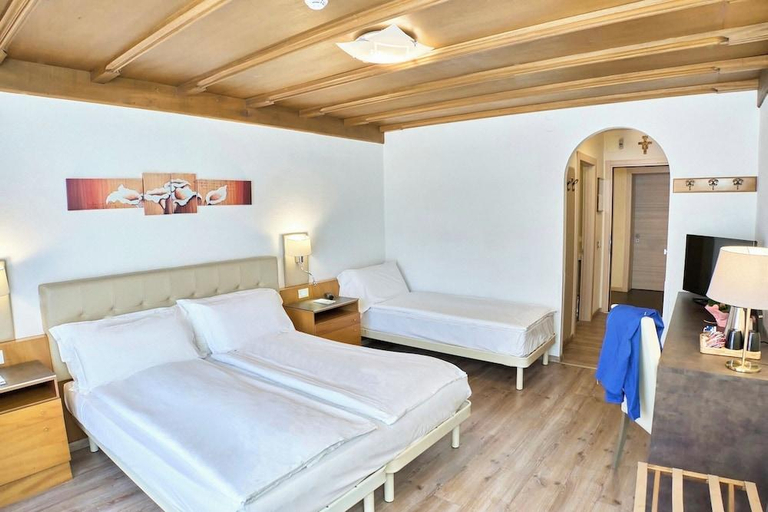 Bedroom 3, Hotel Trento Dolomites Affiliated by Melia, Trento