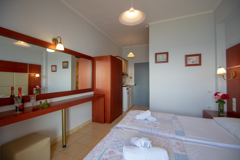 Bedroom 2, Agoulos Inn, Ionian Islands