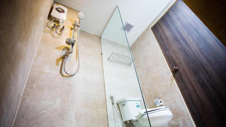 Bathroom 5, B2 Hat Yai Premier Hotel, Hat Yai