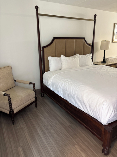 Bedroom 5, Richland Inn, Cambria