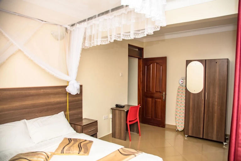 Room 4, Izera Suites, Kampala