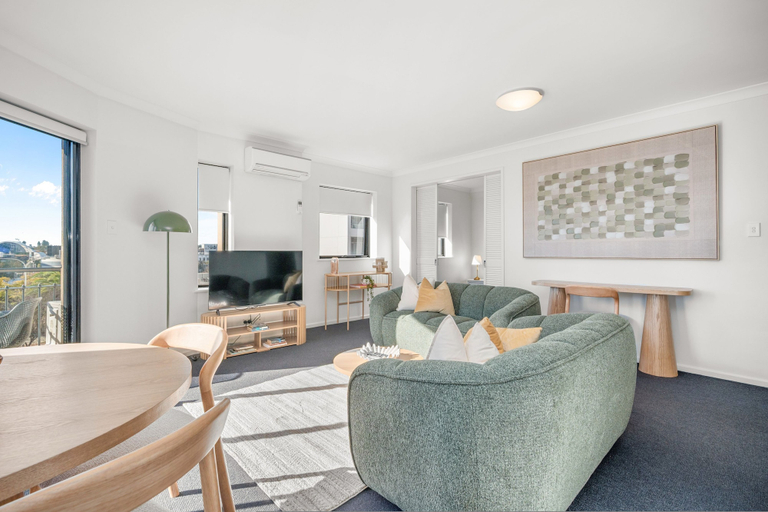 Room 5, Rest and Roam - A Executive Sepal Stay, Perth