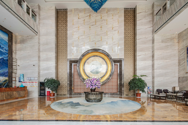 Others 5, Auspicious Phoenix Hotel, Zhaotong