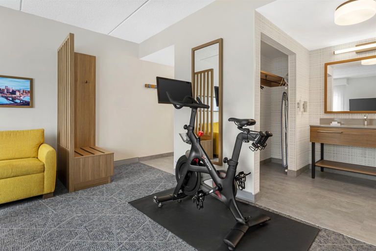 Others 5, Hampton Inn & Suites Pittsburgh-Meadow Lands , Washington
