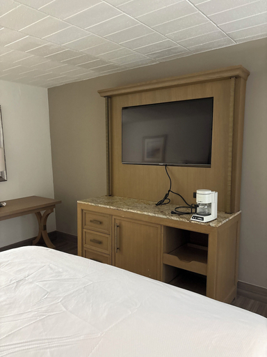 Bedroom 4, Richland Inn, Cambria