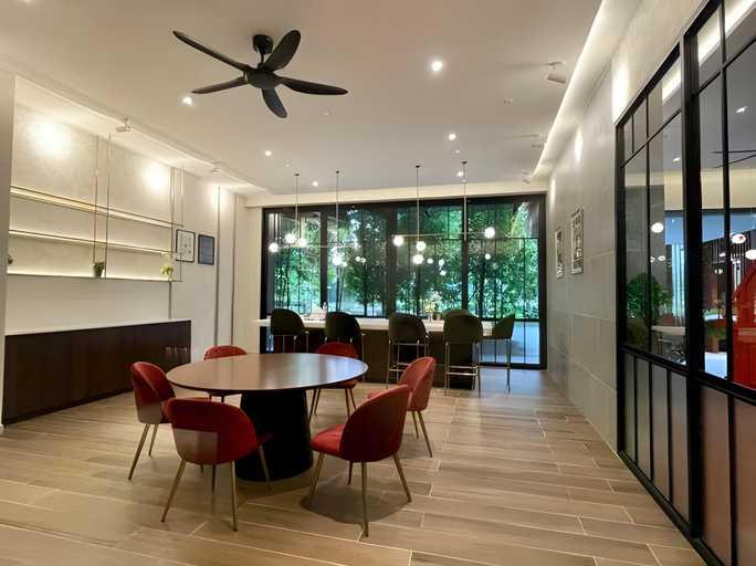 Food & Drinks, Agile Bukit Bintang by Loop Suites, Kuala Lumpur