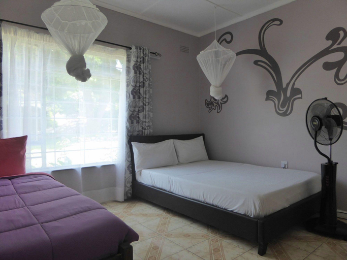 Bedroom 2, Natwange Backpackers, Lusaka