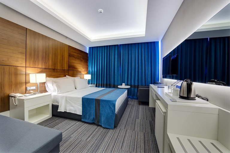 Bedroom, The Menord Hotel Spa & Wellness, Merkez