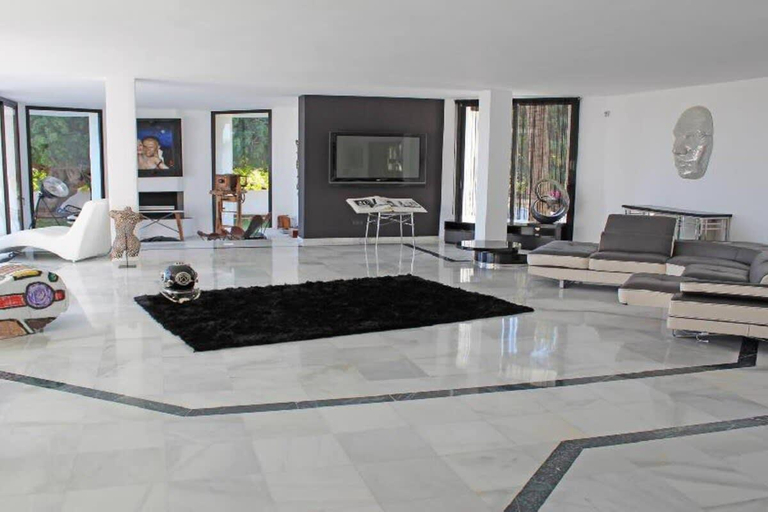 Others 2, Beachside Villa with Private Pool, Málaga