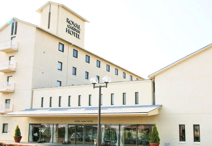Exterior & Views 1, Royal Garden Hotel, Anan