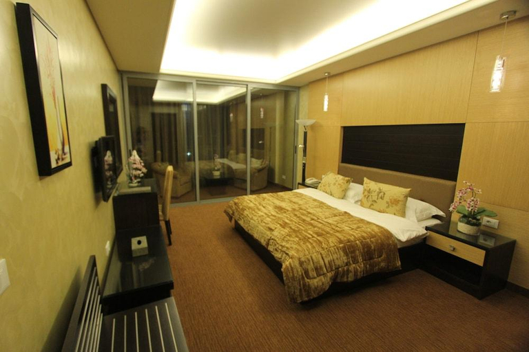 Bedroom 4, Elite Hotel By Beverly, Beirut