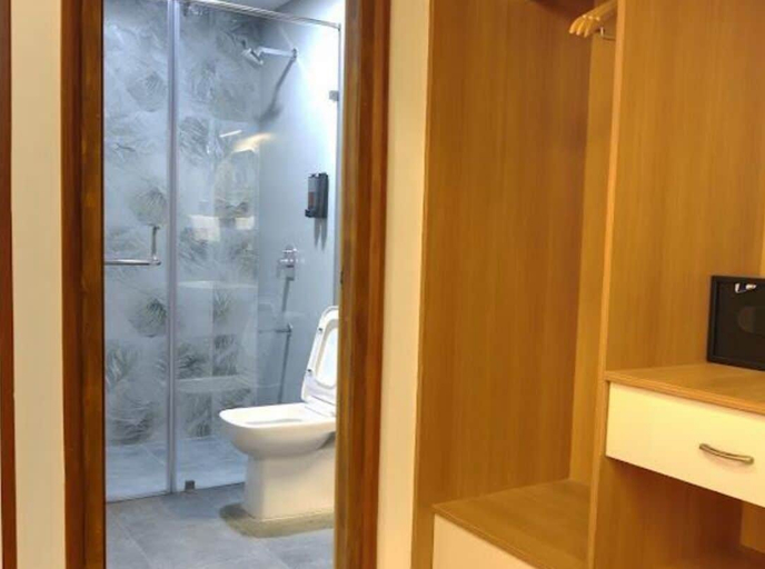 Bathroom 3, YES HOTELS, Bangalore