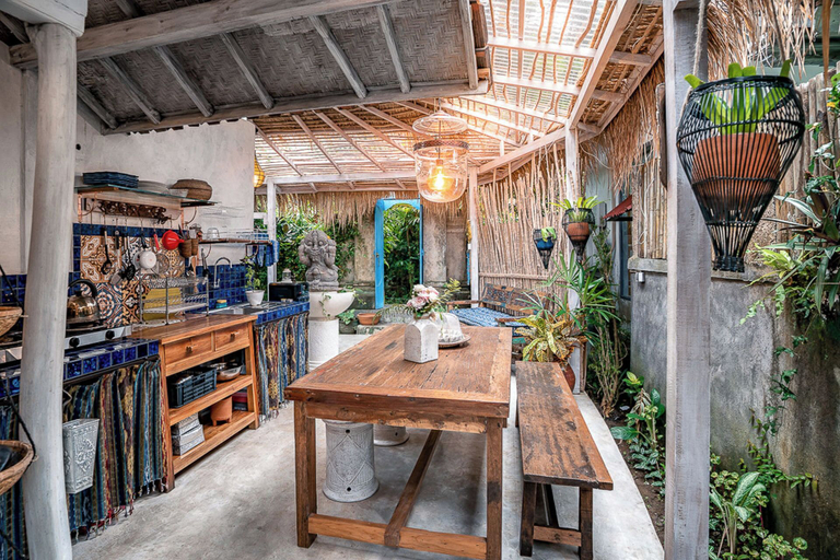 Outdoor dining 5, Barong - one bedroom inspiring space, Gianyar