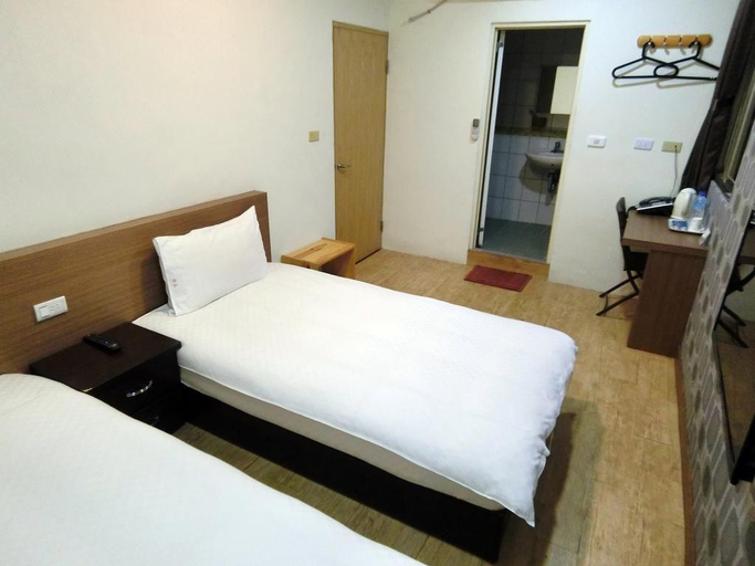Bedroom 2, Shun Tai Hotel, Hualien