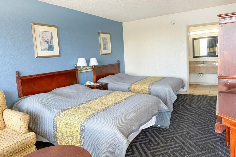 Room 3, Super Inn And Suites, Baldwin