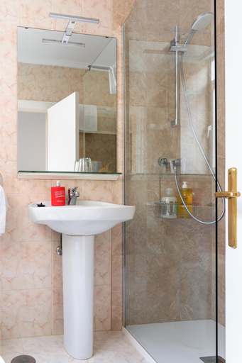 Bathroom 5, Santacruz, Asturias