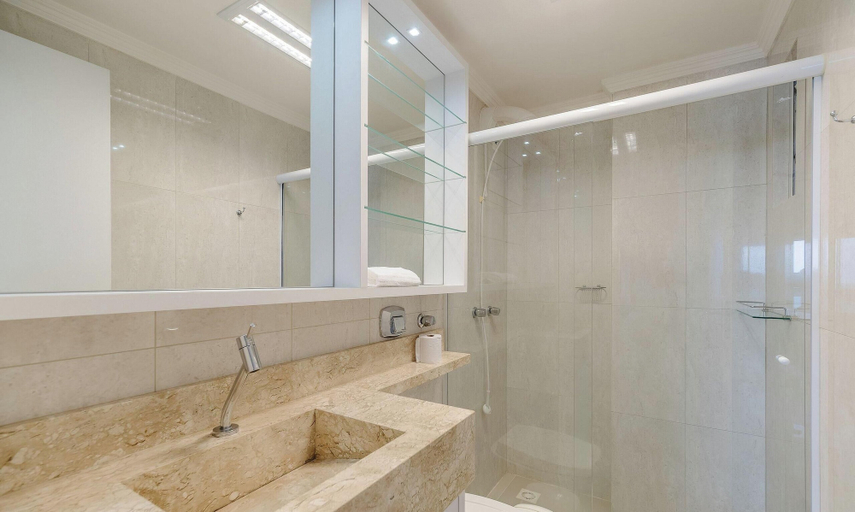 Bathroom 5, Sea View Apt w/ BBQ in Itapema Dnl0602, Itapema