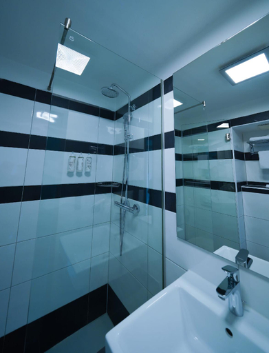 Bathroom 4, Hotel BEE GREEN Schoenbrunn , Wien