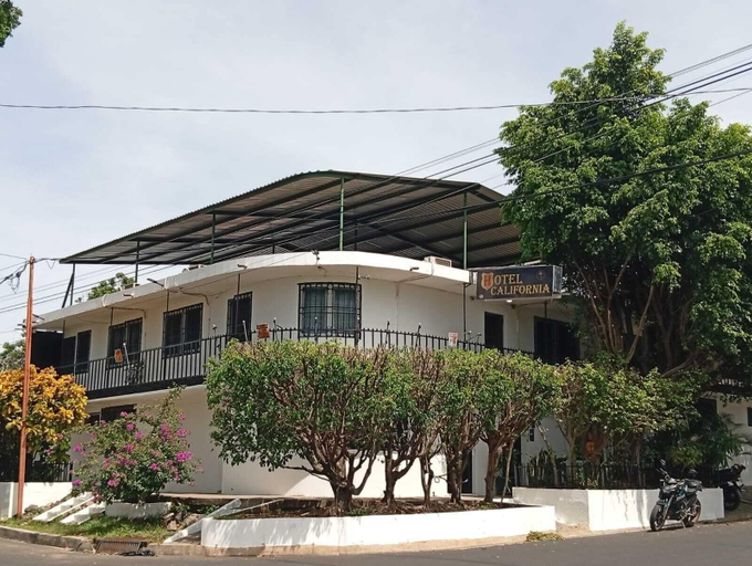 Exterior, Hotel California Santa Ana, Santa Ana