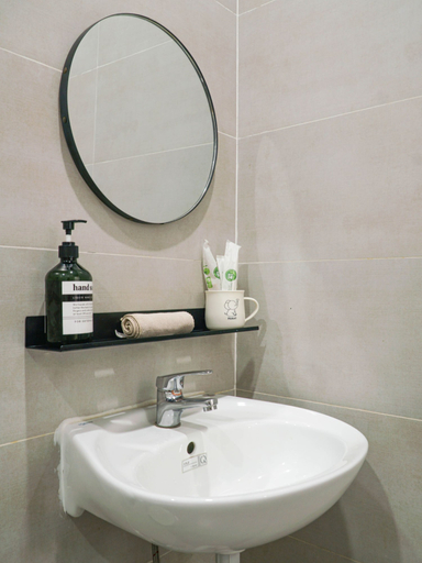 Bathroom 4, NHÀ TRONG NGÕ, Da Nang