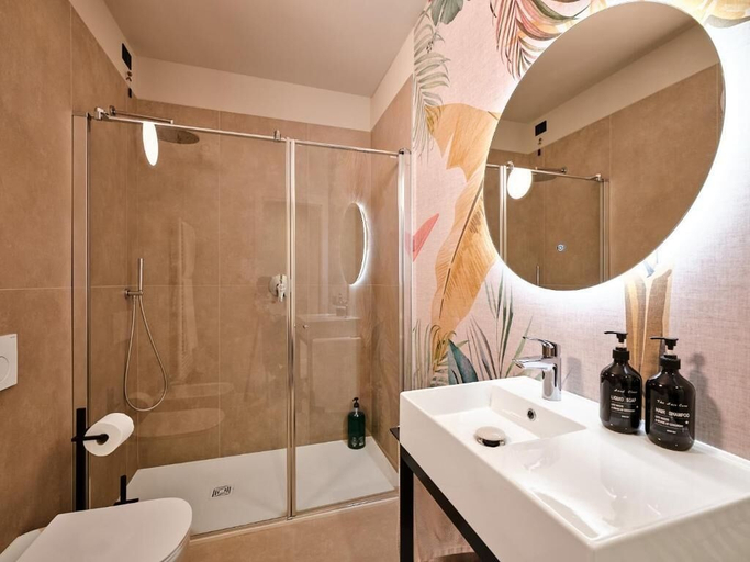 Bathroom 5, Residence Al Centro, Verona