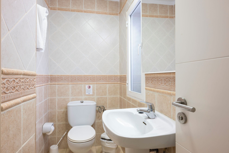 Bathroom 5, Ona los Claveles, Santa Cruz de Tenerife