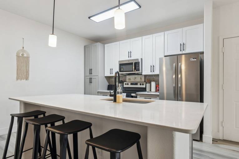 Private kitchen 3, CozySuites at Zone Westgate, Maricopa