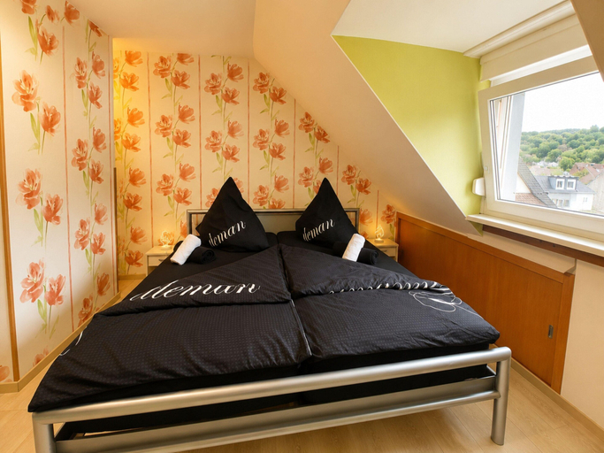Room 4, Cozy Attic Apartment, Rhein-Hunsrück-Kreis